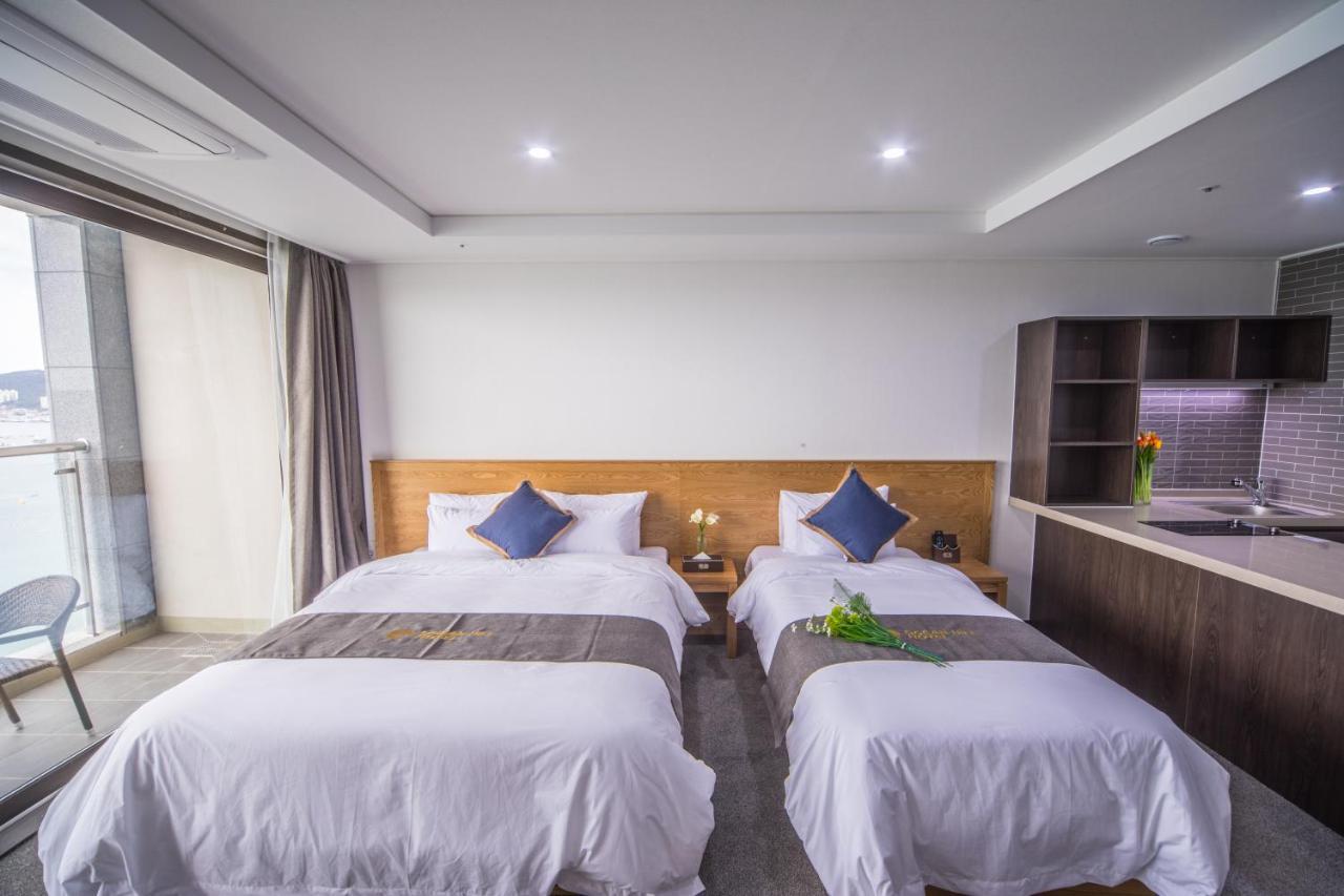 Ocean Hill Hotel Yeosu Bagian luar foto